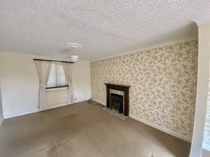 Lounge- click for photo gallery